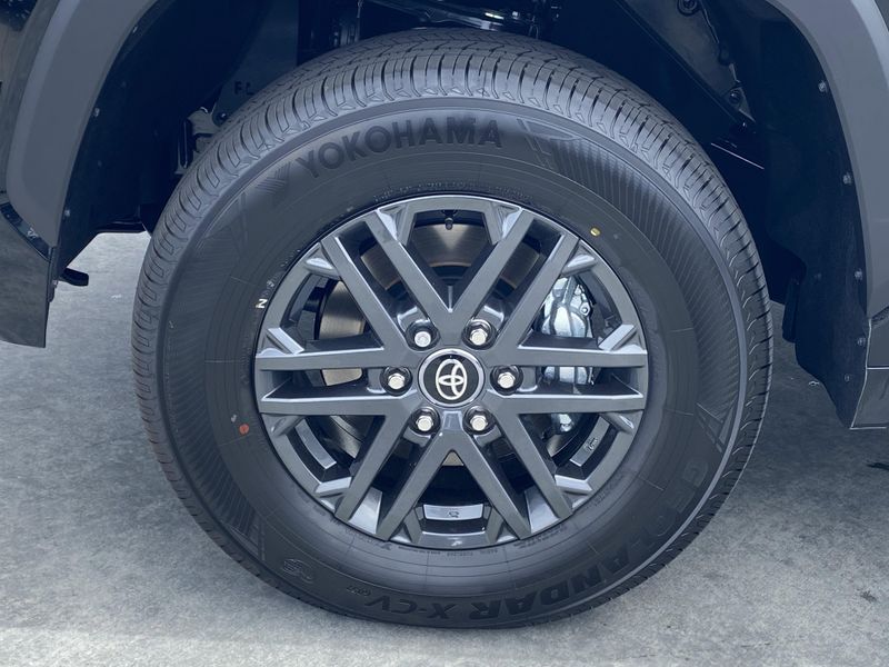 2025 Toyota Tundra SR5Image 8