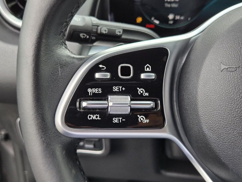 Used 2022 Mercedes-Benz GLB 250 4MATIC SUV