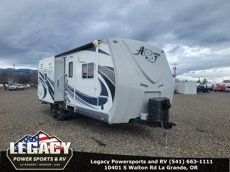 Used 2016 NORTHWOOD MFG ARCTIC FOX 28F Image 1