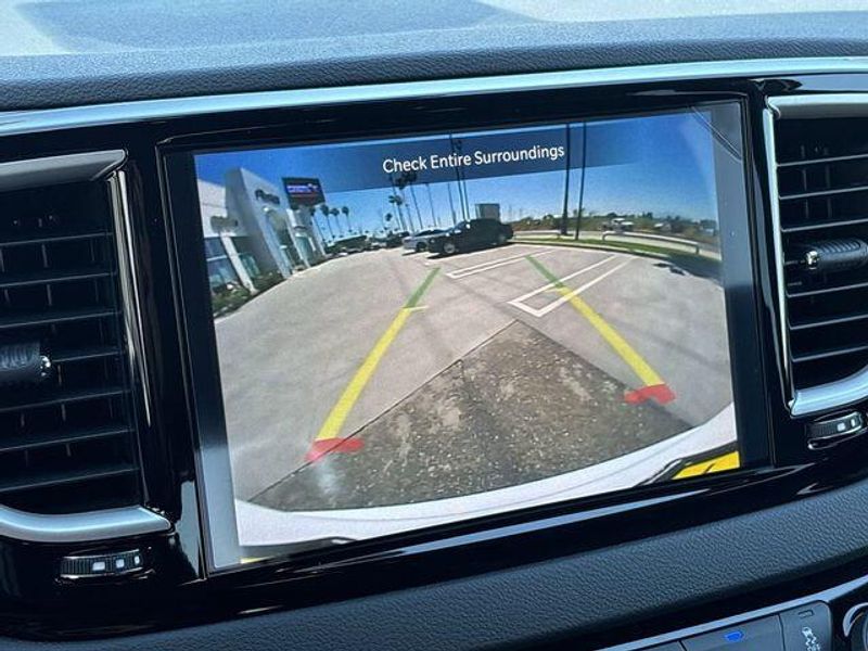 New 2026 Chrysler Voyager LxImage 20