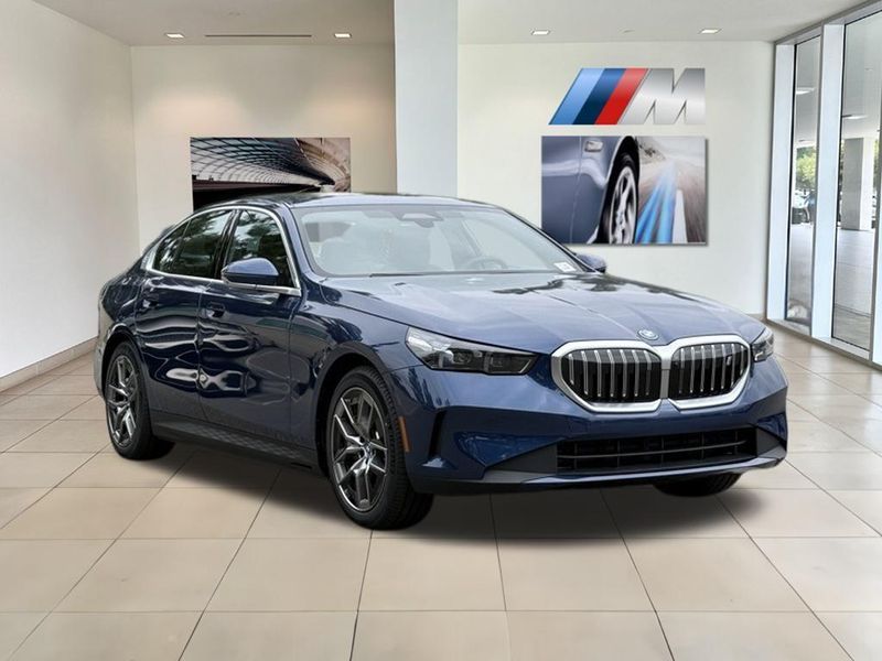 2025 BMW i5 eDrive40Image 4