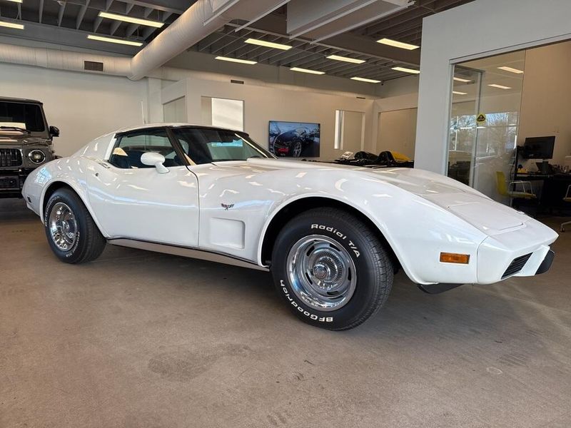 1977 Chevrolet Corvette Image 1