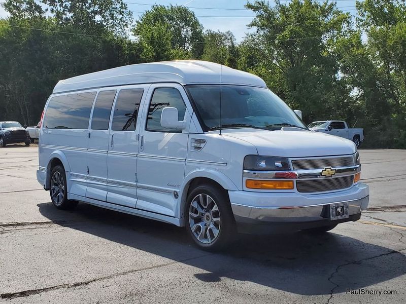 2022 Chevrolet Express Cargo Image 14