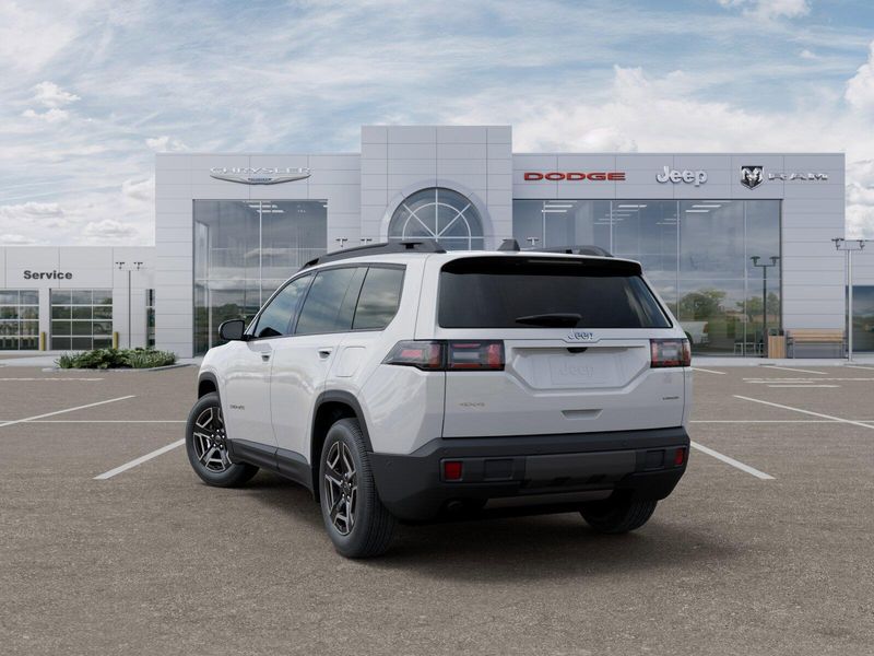 New 2026 Jeep Cherokee Laredo 4x4Image 3