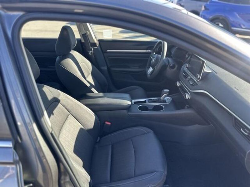 Used 2022 Nissan Altima 2.5 SVImage 10