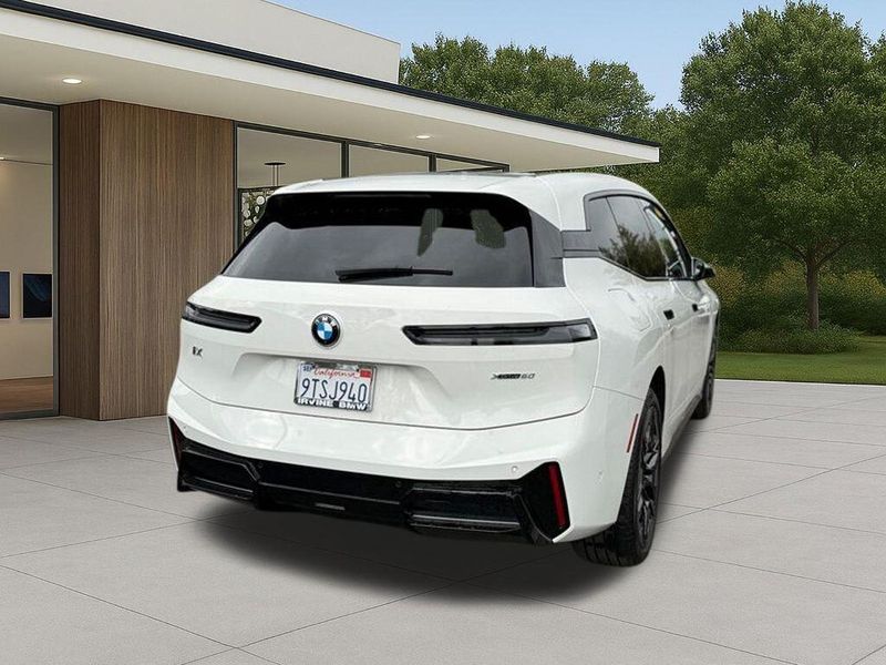 Used 2026 BMW iX xDrive60Image 9