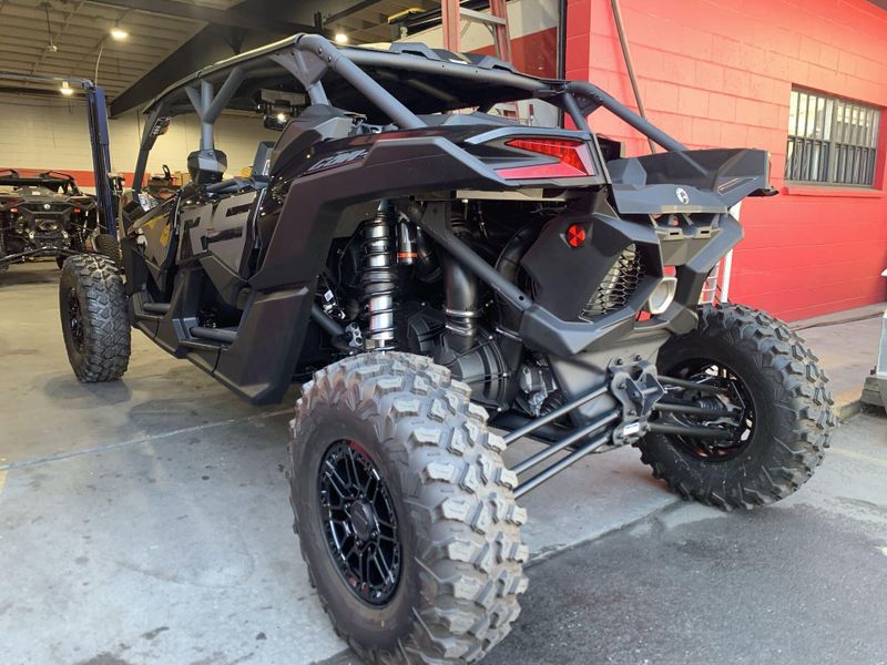 New 2025 Can-Am MAVERICK X3 MAX X RS TURBO RR SMART-SHOX Image 5