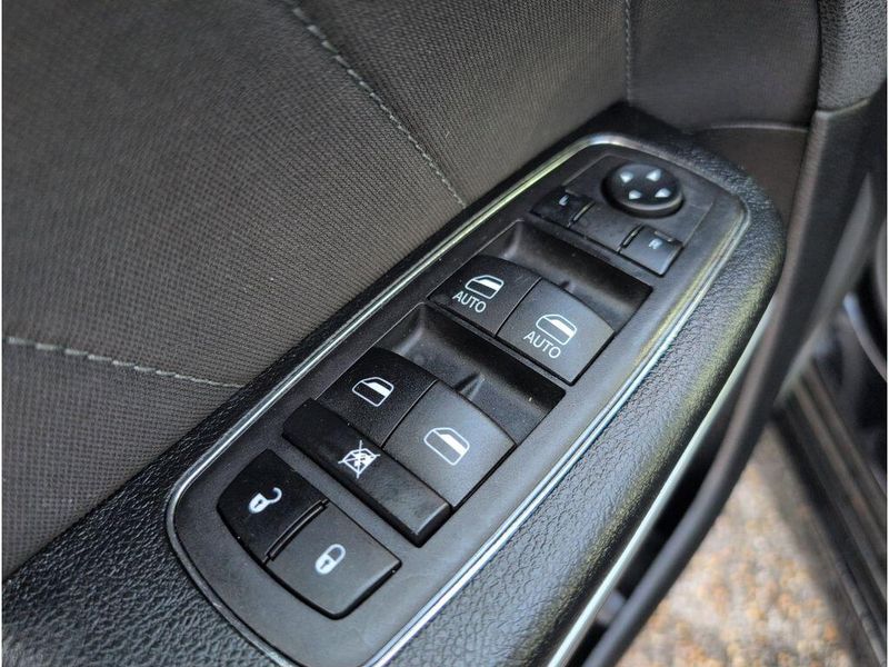 Used 2023 Dodge Charger GTImage 12