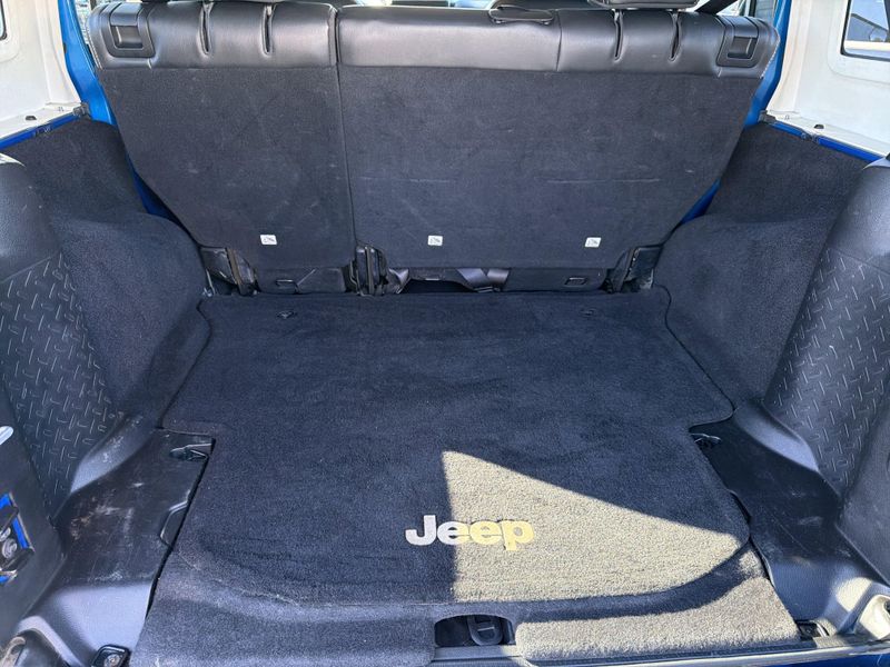 Used 2014 Jeep Wrangler Unlimited Freedom EditionImage 17