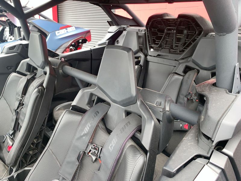 New 2025 Can-Am MAVERICK R MAX X RS 999T DCT Image 21