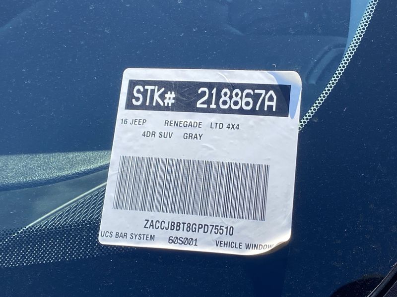 Used 2016 Jeep Renegade LatitudeImage 32