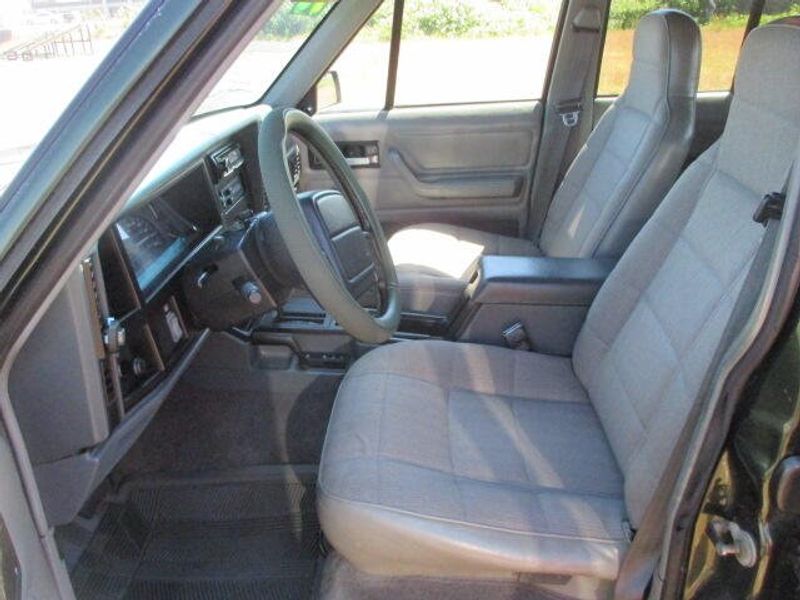 Used 1995 Jeep Cherokee SportImage 13