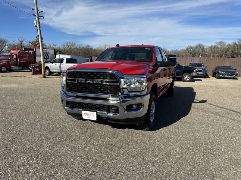 2024 RAM 3500 Big Horn Crew Cab 4x4 8