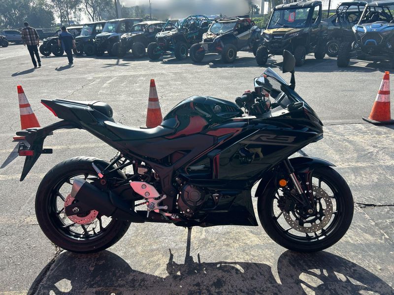 New 2026 Yamaha YZF-R3 ABS Image 12