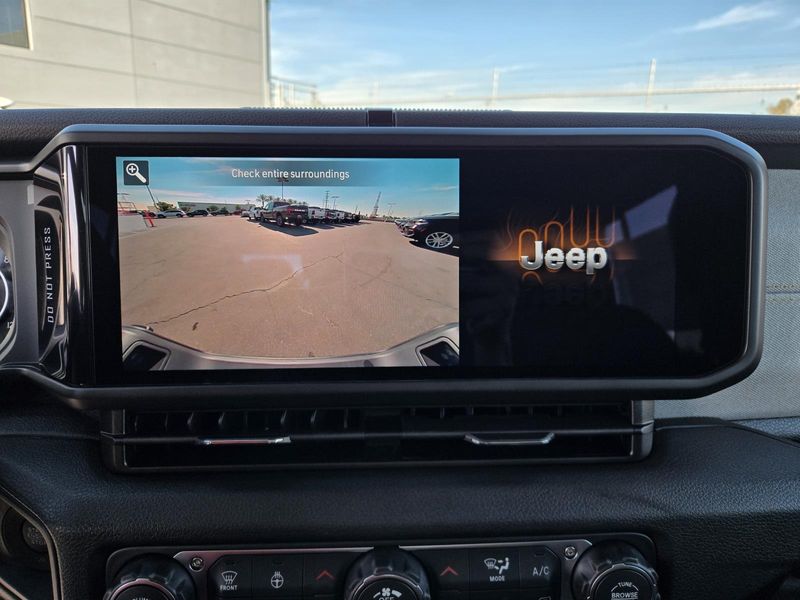 New 2026 Jeep Gladiator Willys 4x4