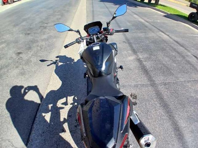 New 2025 Kawasaki Z500 SE ABS 