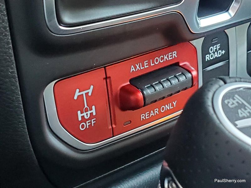 New 2026 Jeep Gladiator Mojave 4x4