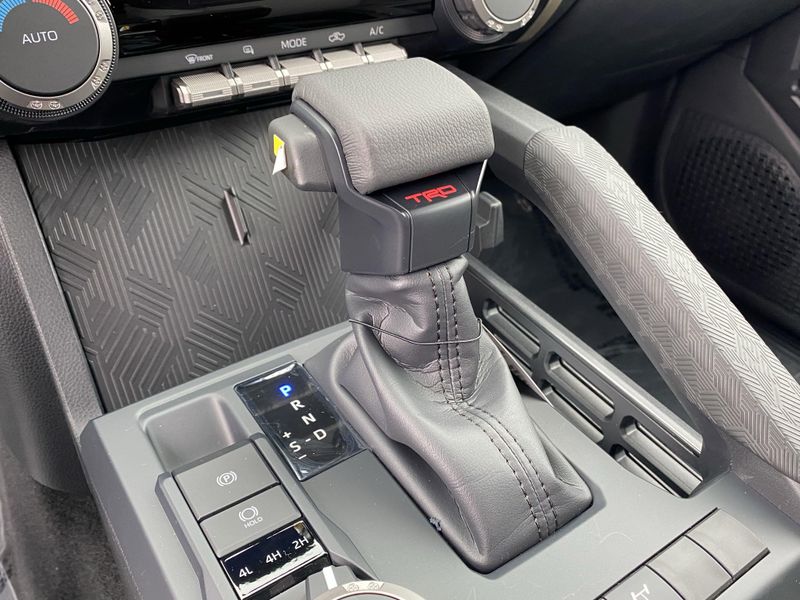 2025 Toyota Tacoma TRD Off RoadImage 18