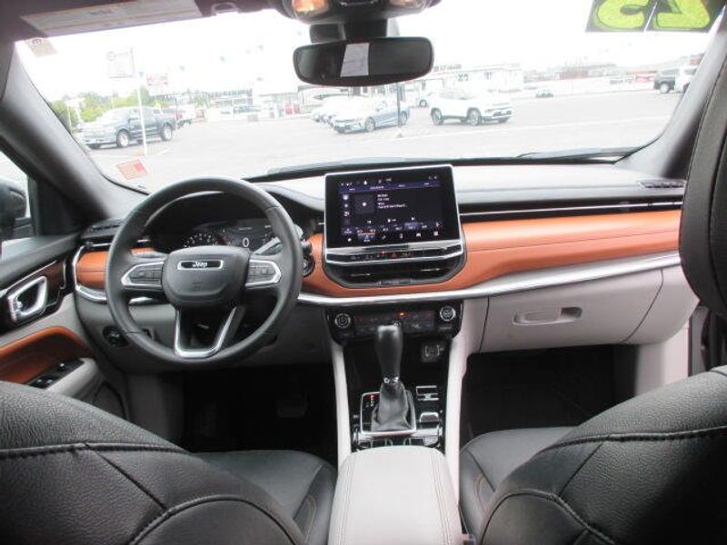 Used 2023 Jeep Compass LimitedImage 29