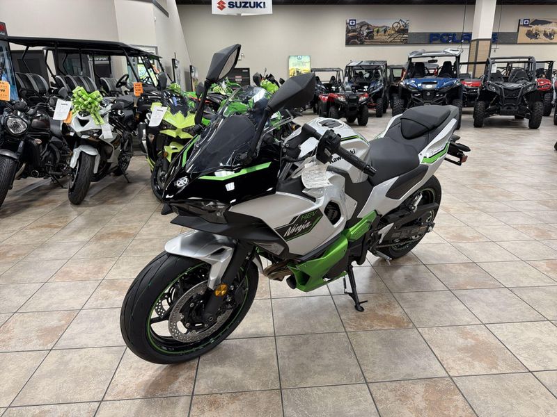 New 2024 Kawasaki NINJA 7 HYBRID ABS Image 13
