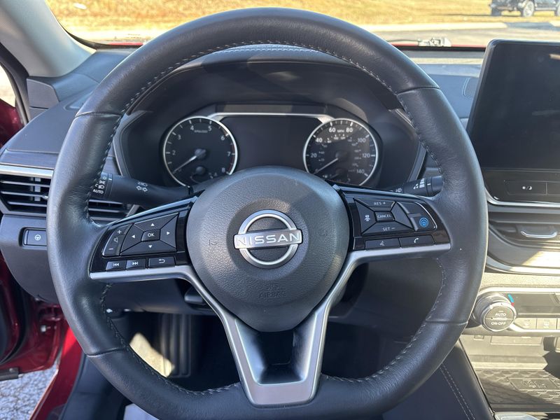 Used 2023 Nissan Altima 2.5 SLImage 23