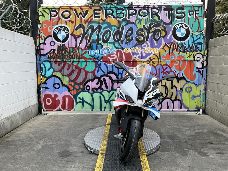 New 2026 BMW S 1000 RR Image 2