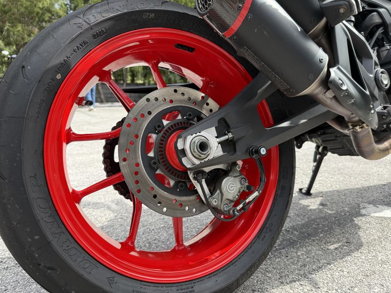 2022 Ducati Monster 937 