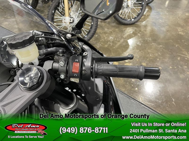 2025 Kawasaki NINJA ZX-6R ABS Image 17