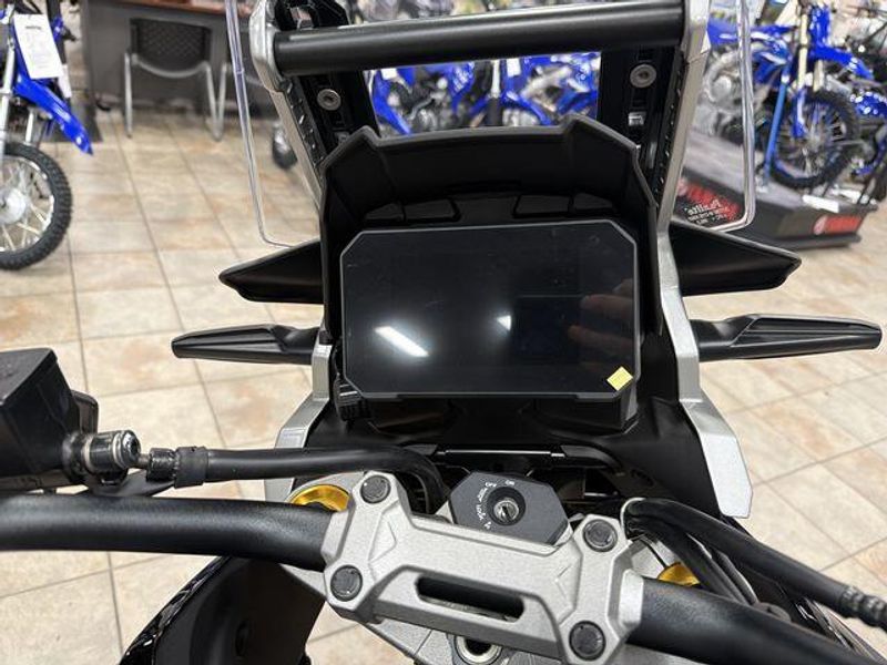 New 2025 Suzuki V-STROM 1050DE Image 20