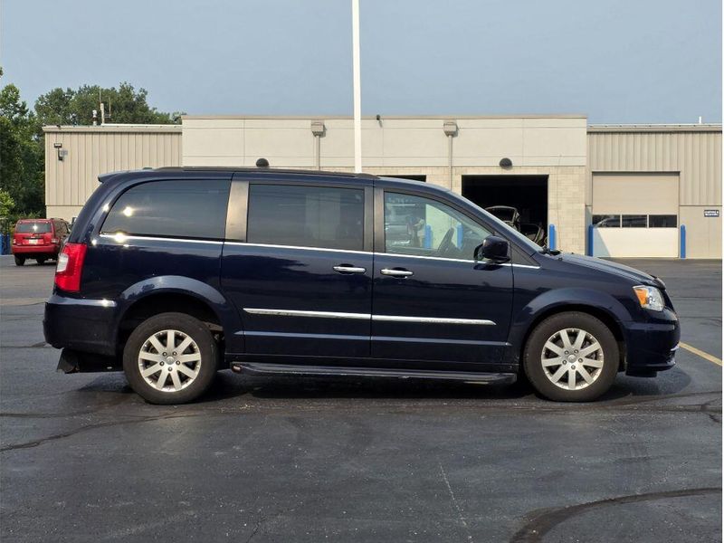 Used 2015 Chrysler Town & Country Touring