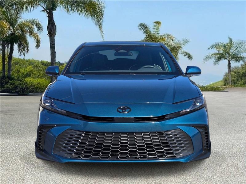 Used 2026 Toyota Camry SE (Natl)