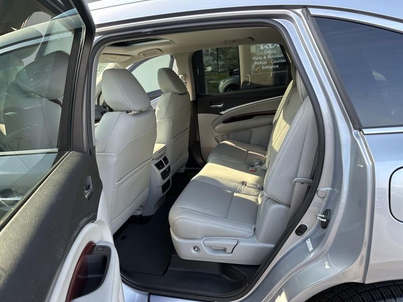 2016 Acura MDX 3.5LImage 19