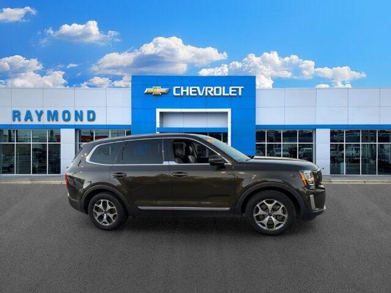 Used 2020 Kia Telluride EXImage 2