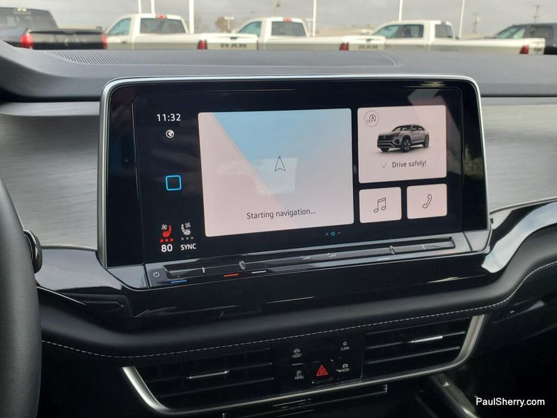 Used 2025 Volkswagen Atlas Cross Sport 2.0T SE w/Technology