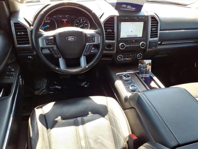 2020 Ford Expedition MAX Platinum photo 19