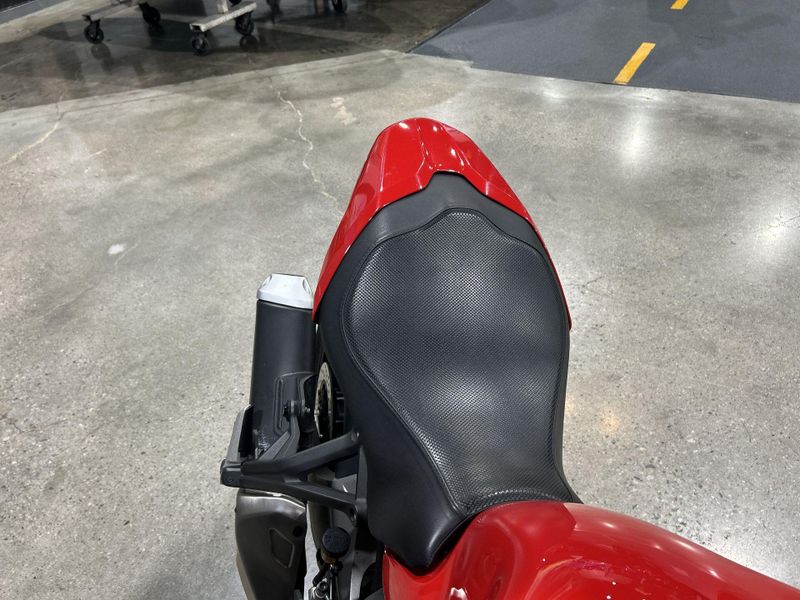 Used 2020 Ducati MONSTER 821 Image 20