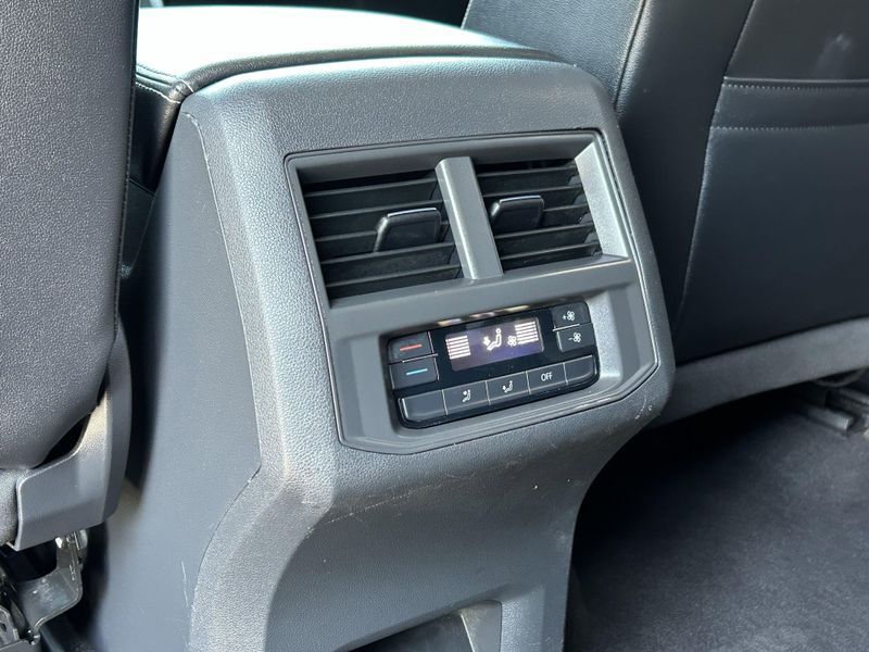Used 2022 Volkswagen Atlas 2.0T SEImage 16
