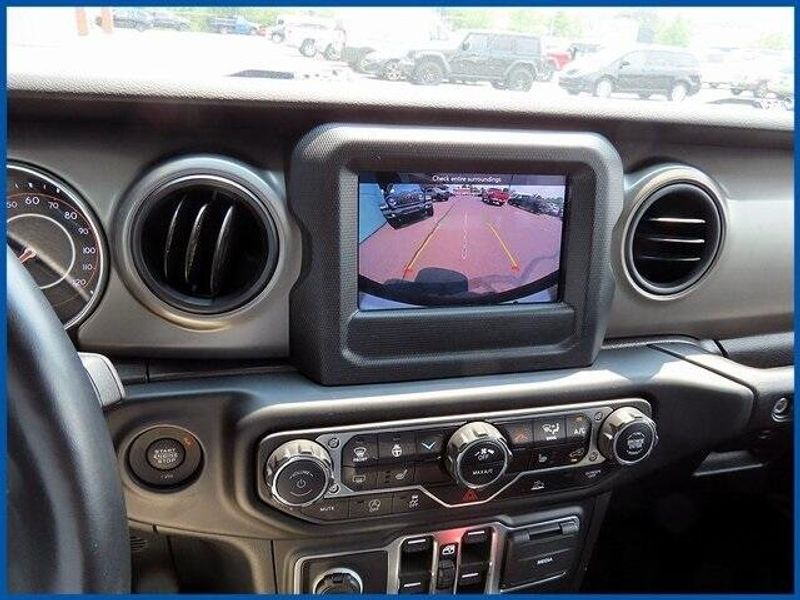 2023 Jeep Wrangler Sport SImage 18
