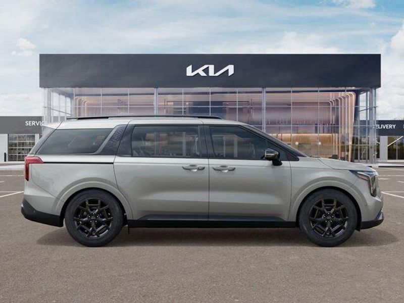 New 2026 Kia Carnival Hybrid SX PrestigeImage 8