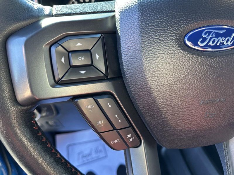 2019 Ford F-150 LariatImage 24