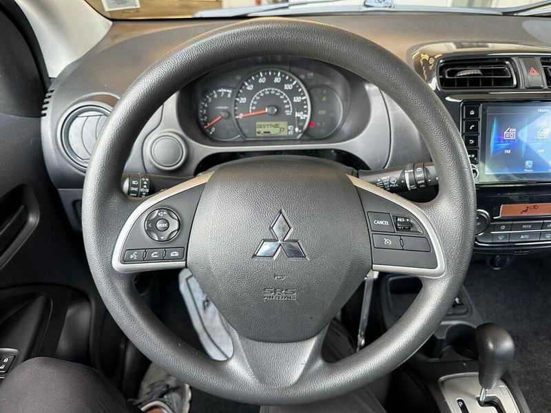2023 Mitsubishi Mirage ESImage 2