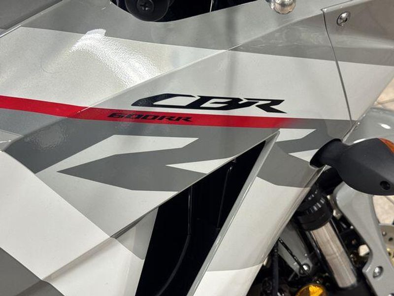 New 2026 Honda CBR600RR Image 26
