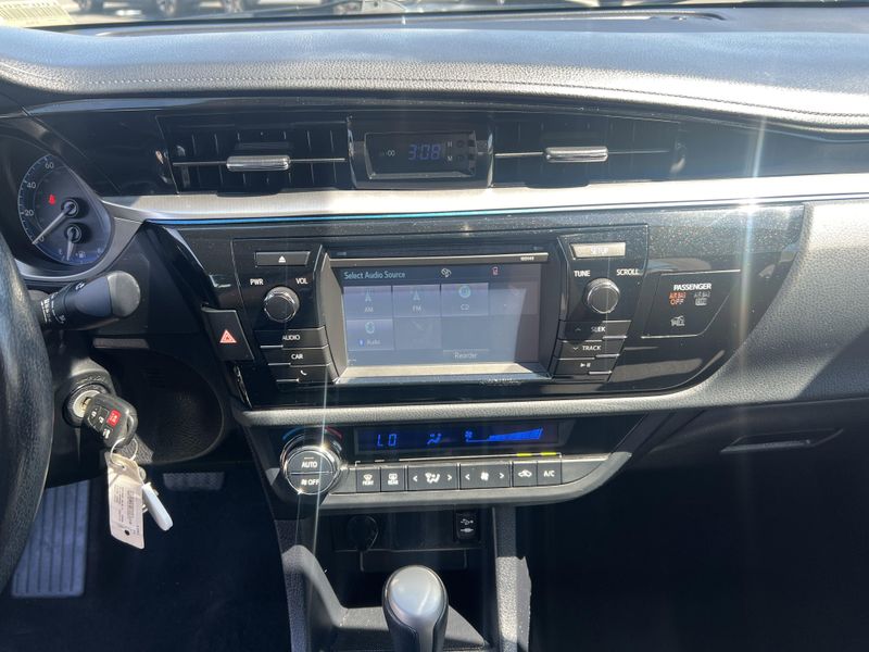 2014 Toyota Corolla SImage 16
