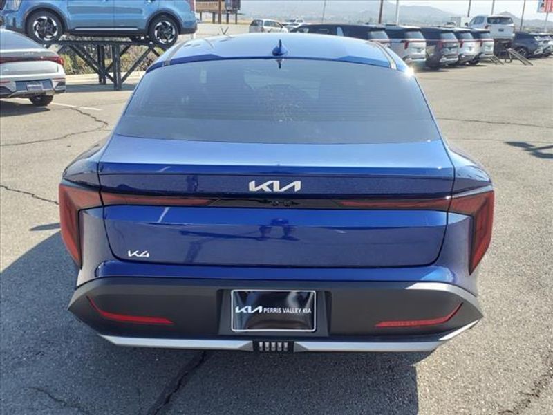 2025 Kia K4 EXImage 5