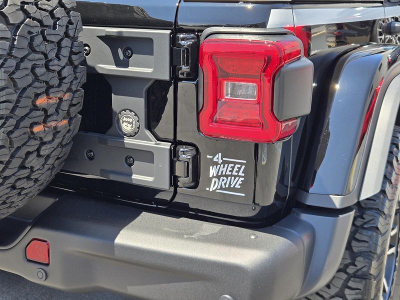 New 2026 Jeep Wrangler 4-door Rubicon X