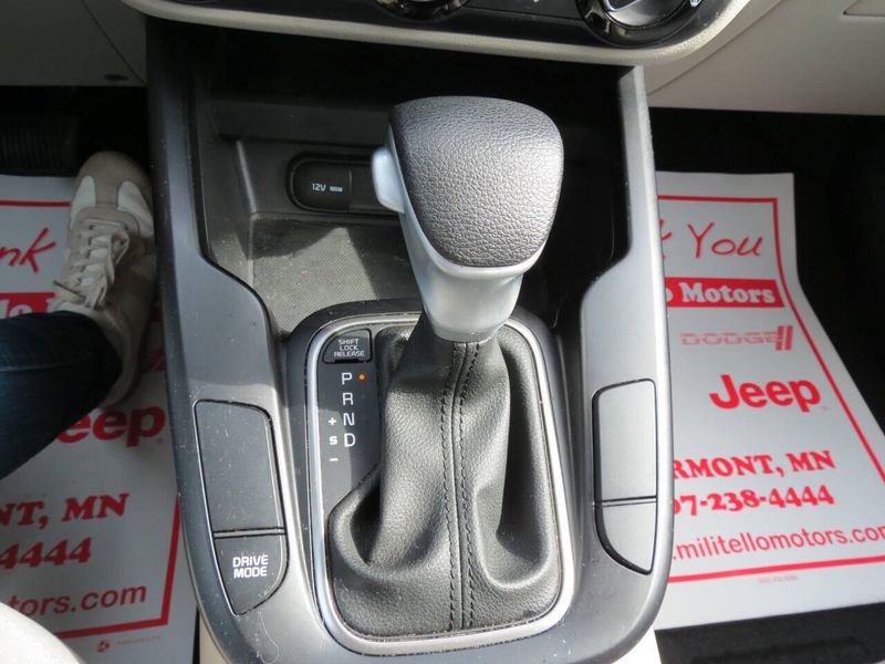 2023 Kia Soul LX 4dr CrossoverImage 19