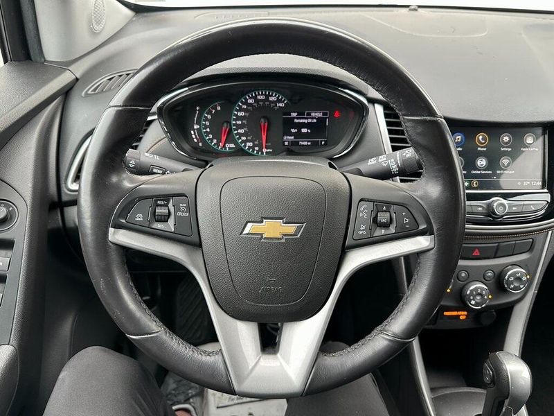 2018 Chevrolet Trax LTImage 2