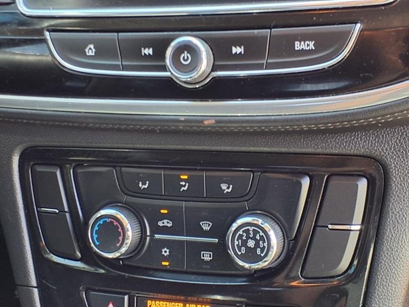 2021 Buick Encore Preferred photo 7