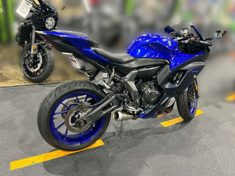 Used 2023 Yamaha YZF-R7 Image 14