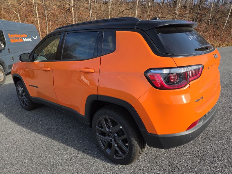 2026 Jeep Compass Limited Altitude photo 4